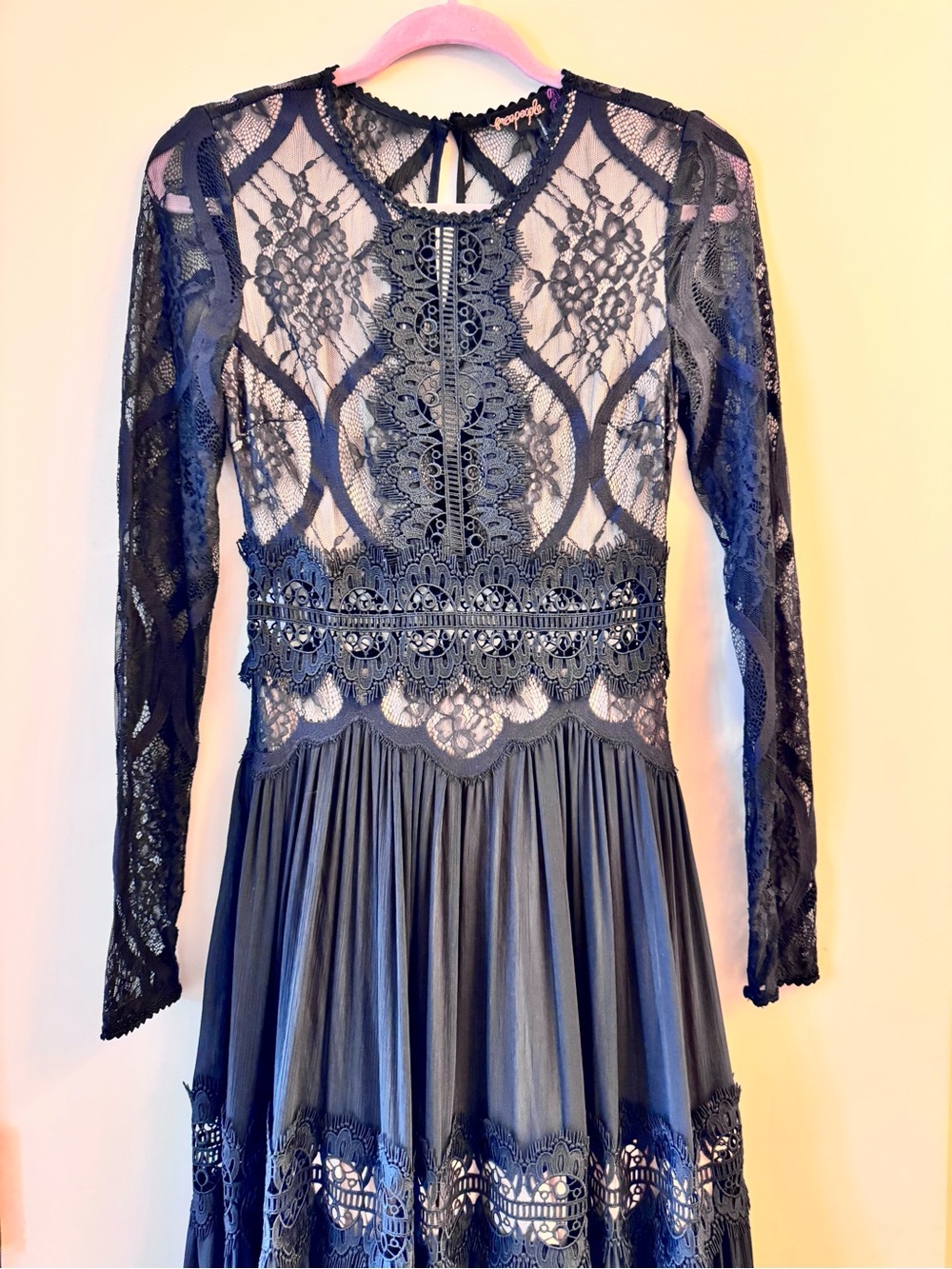 RARE Free People Shadow Lace Maxi Dress - Picture 4 of 10